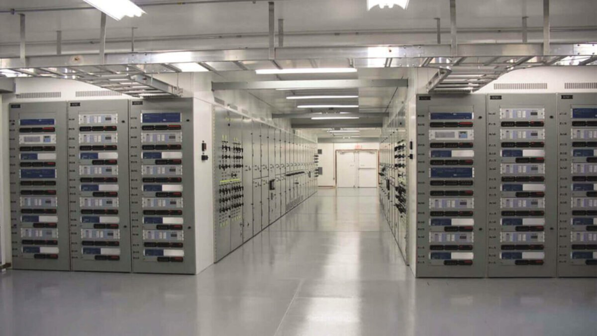 Arc resistant switchgear for solar plant